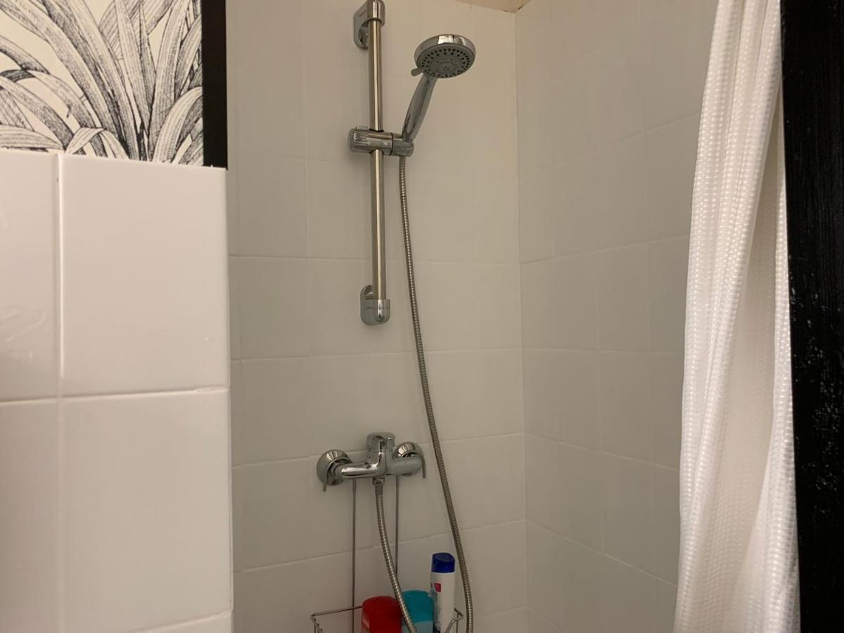Pyrene Holidays- Residence Le Grand Hotel - Studio Lumineux A 2 Pas Des Thermes De Capvern Les Bains المظهر الخارجي الصورة